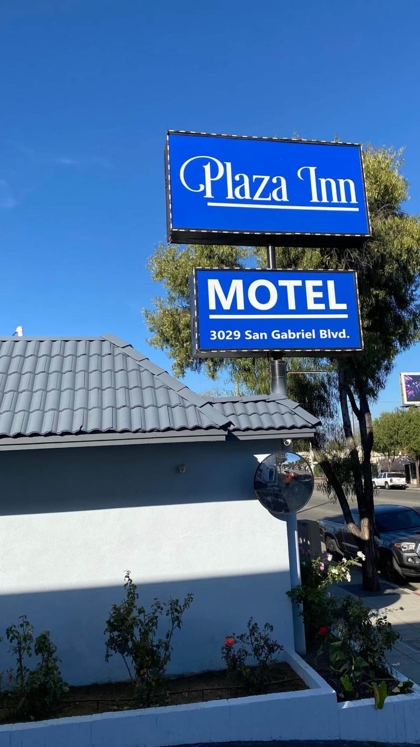 Plaza Inn motel - Los Angeles area