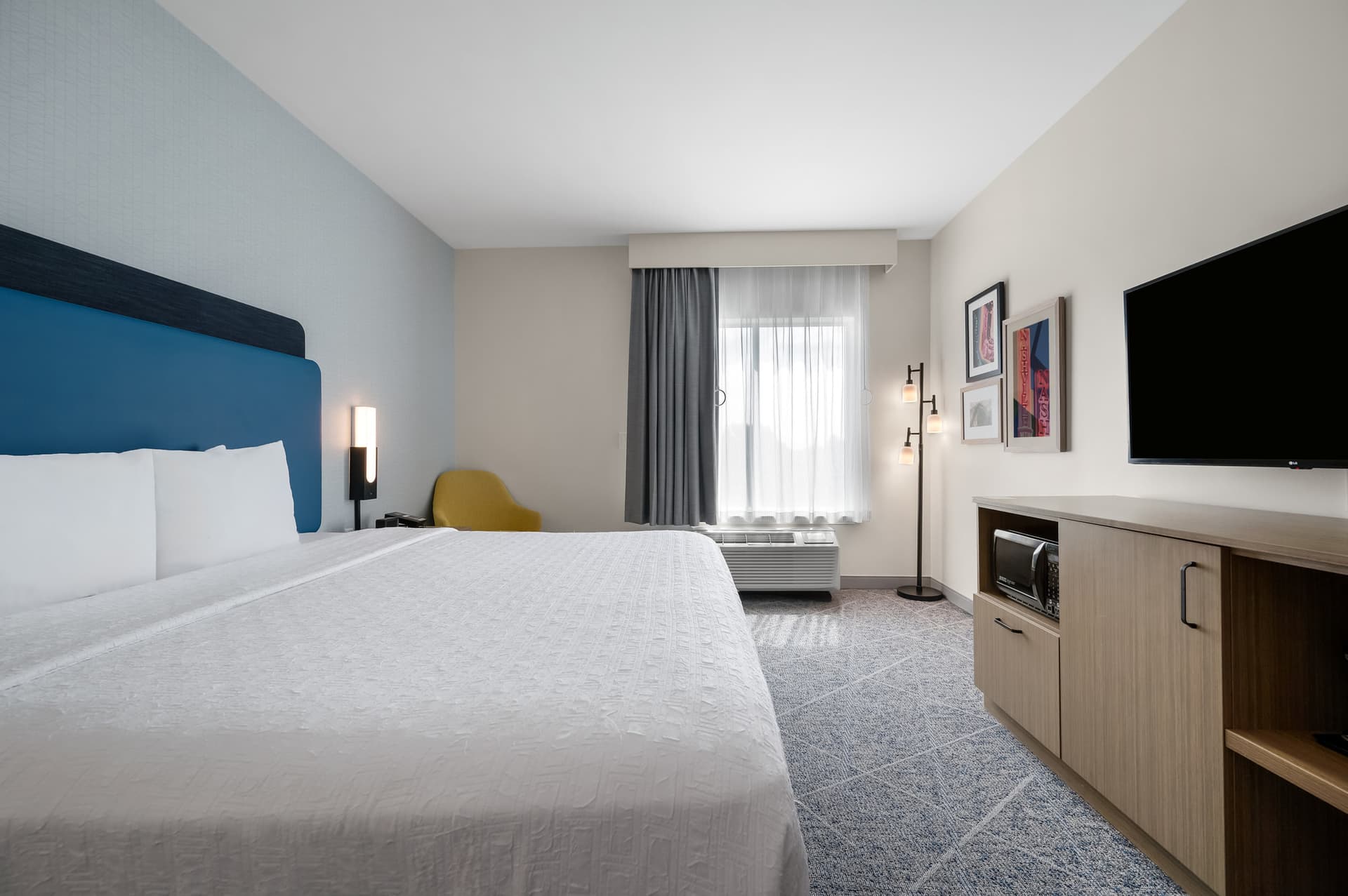Hampton Inn by Hilton Nashville Airport Century Place