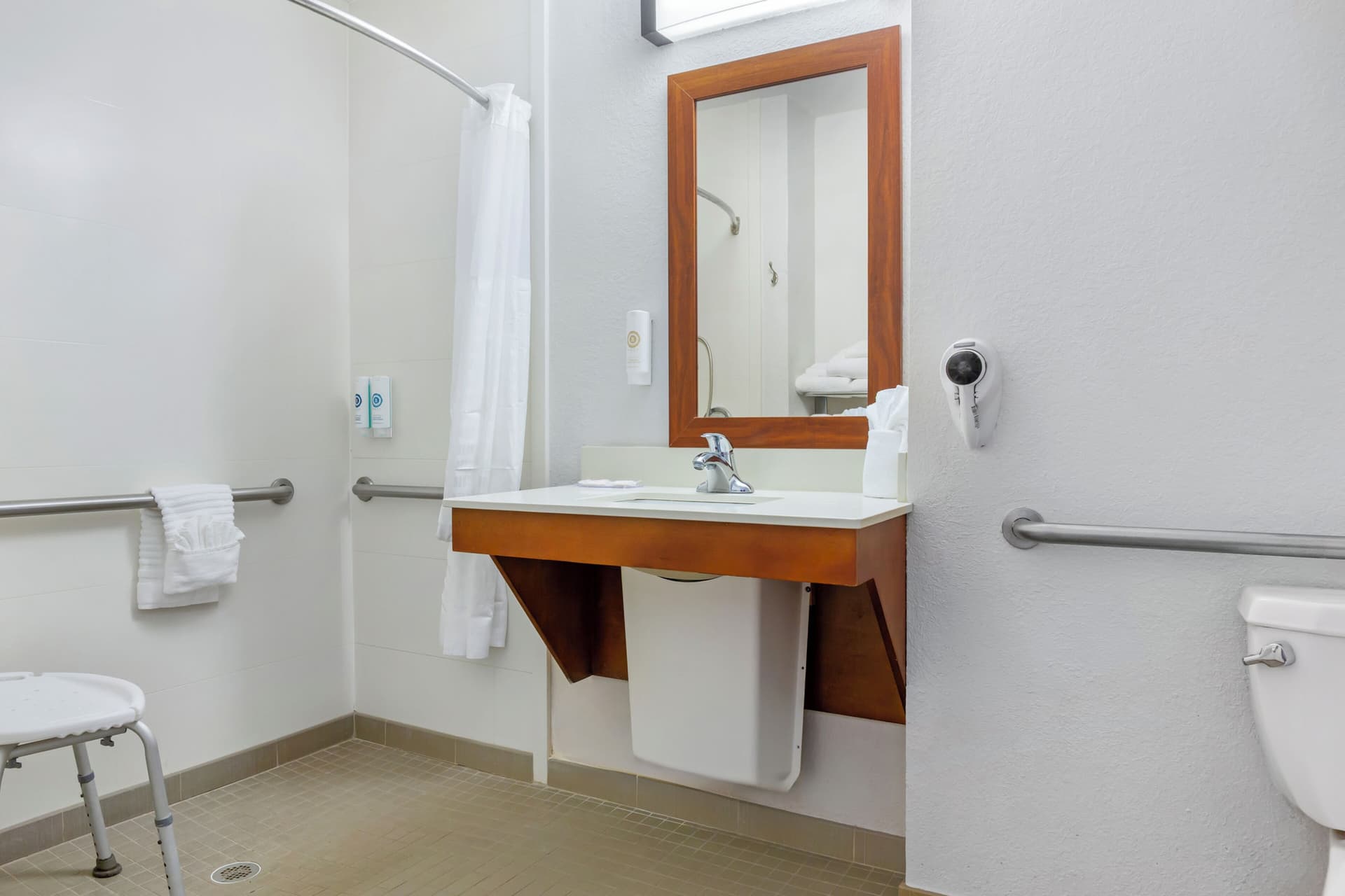 Comfort Inn & Suites Orlando North