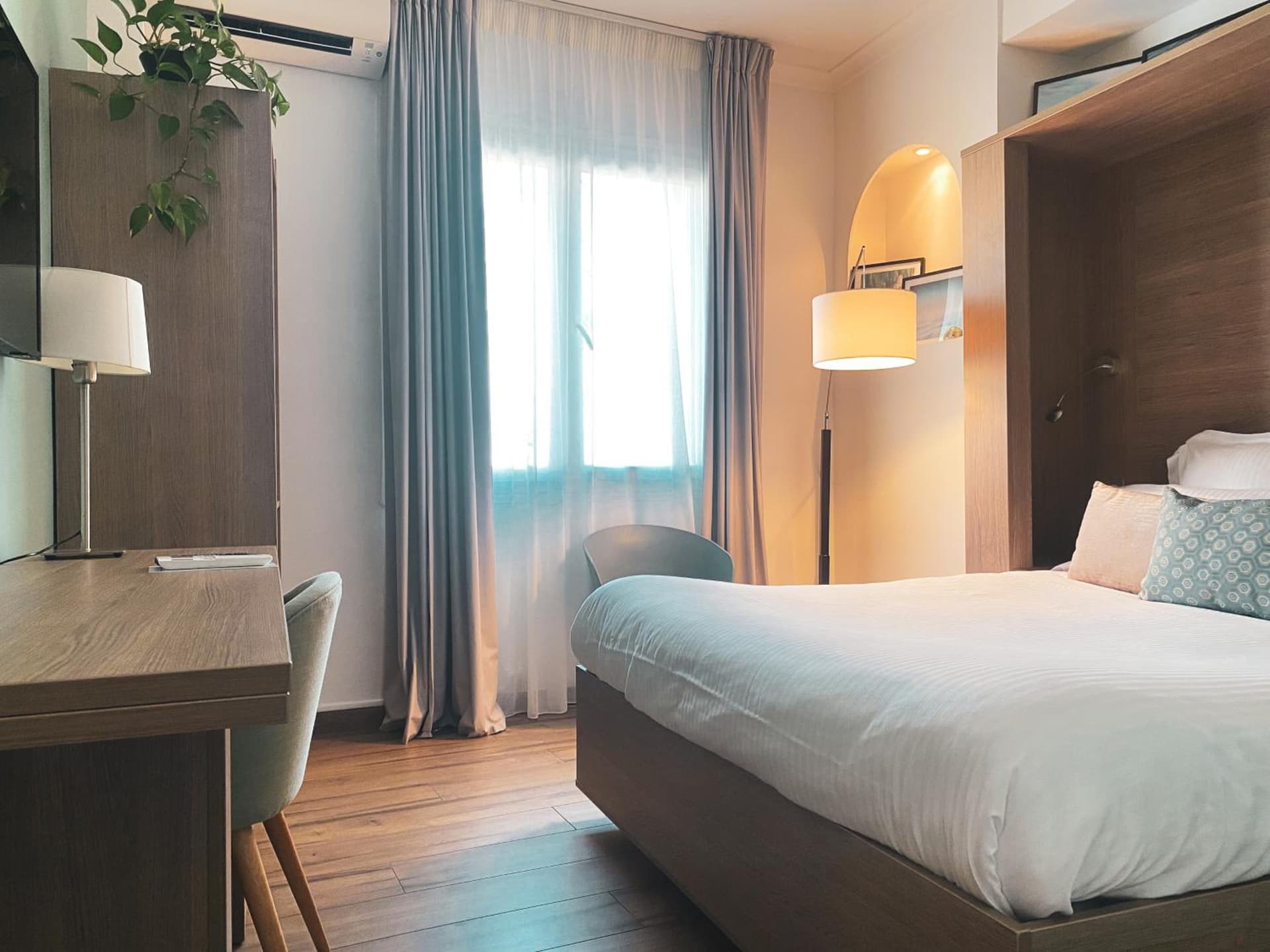 Best Western La Corniche