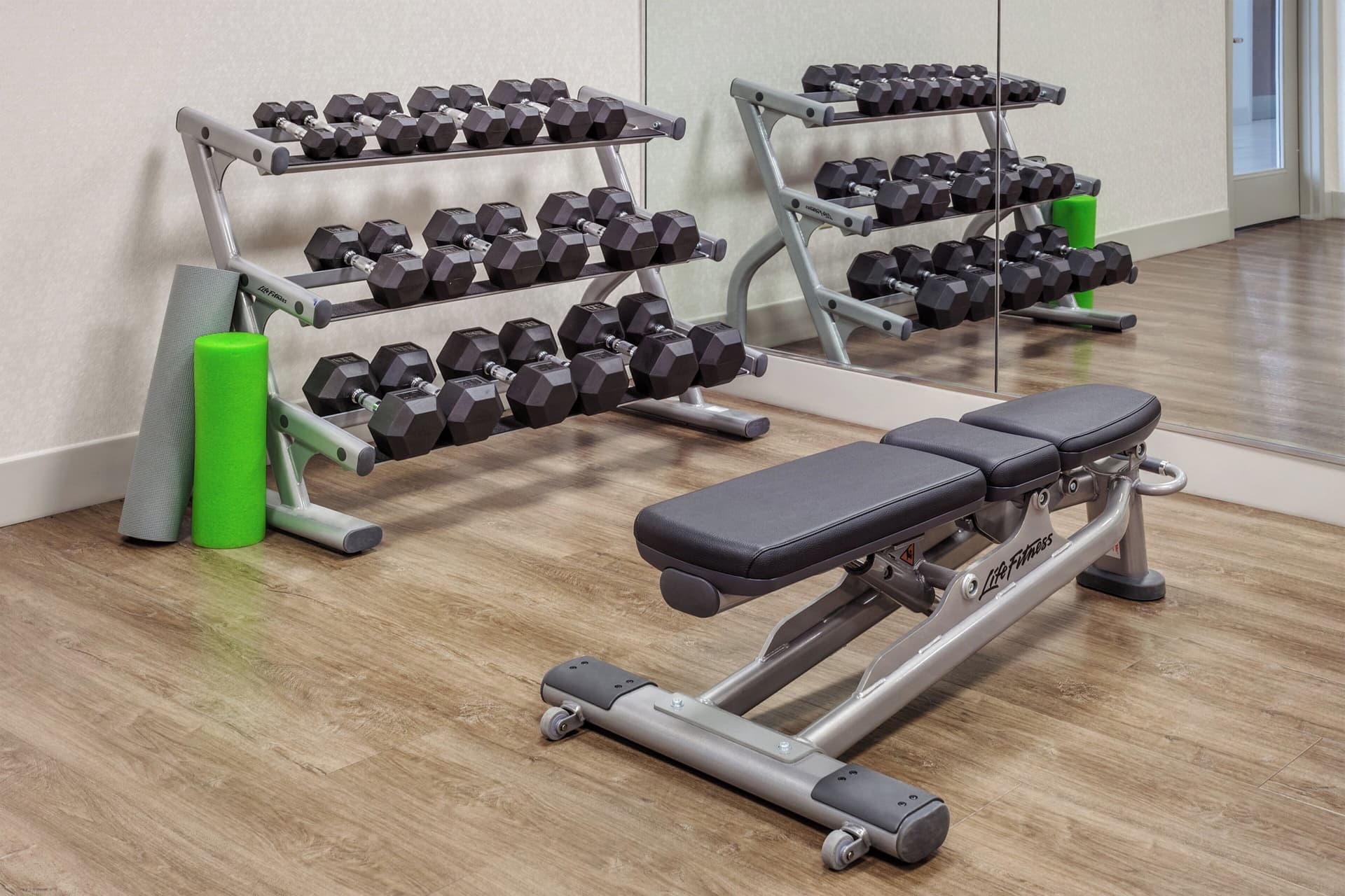 Holiday Inn Express & Suites South Portland