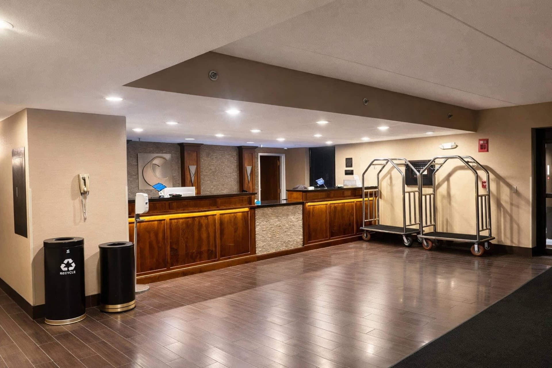 Comfort Inn Farmington Hills - Novi-Royal oaks-Southfield-Detroit Northwest