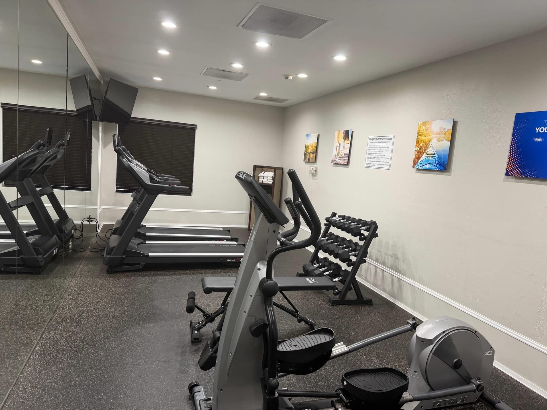 Comfort Inn & Suites North Charleston - Northwoods