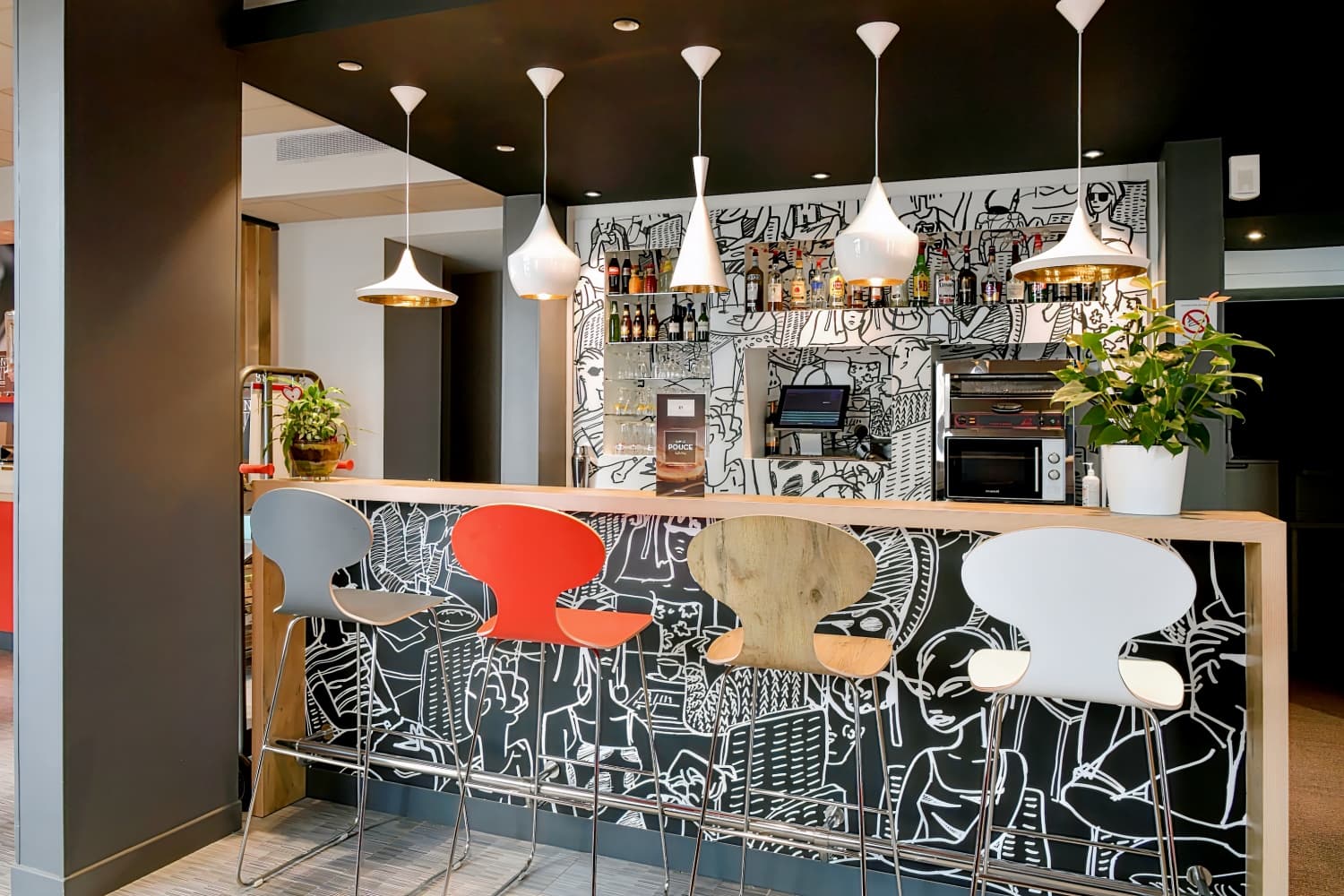 ibis Saint-Quentin Basilique