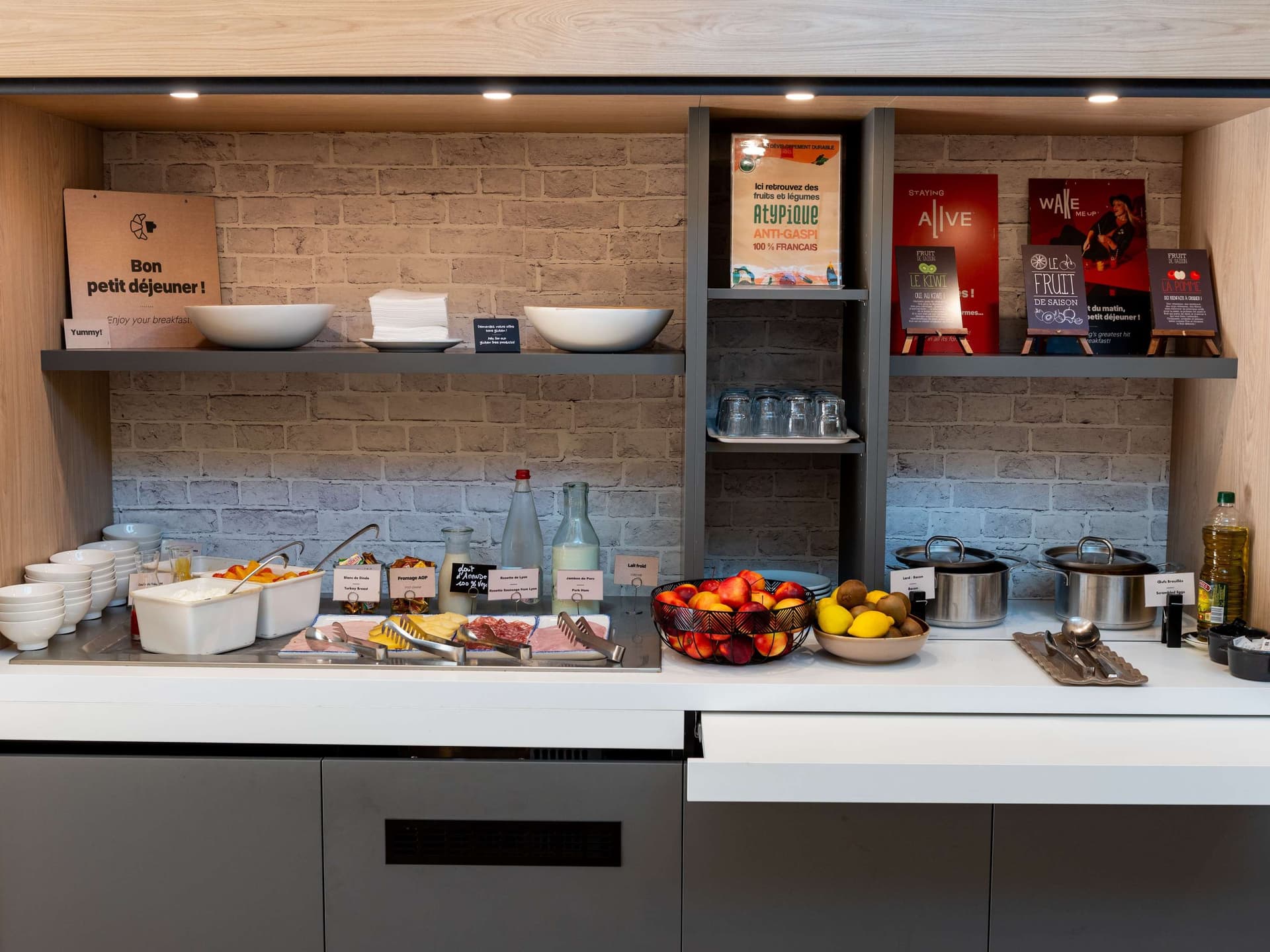 ibis Lyon Est Bron