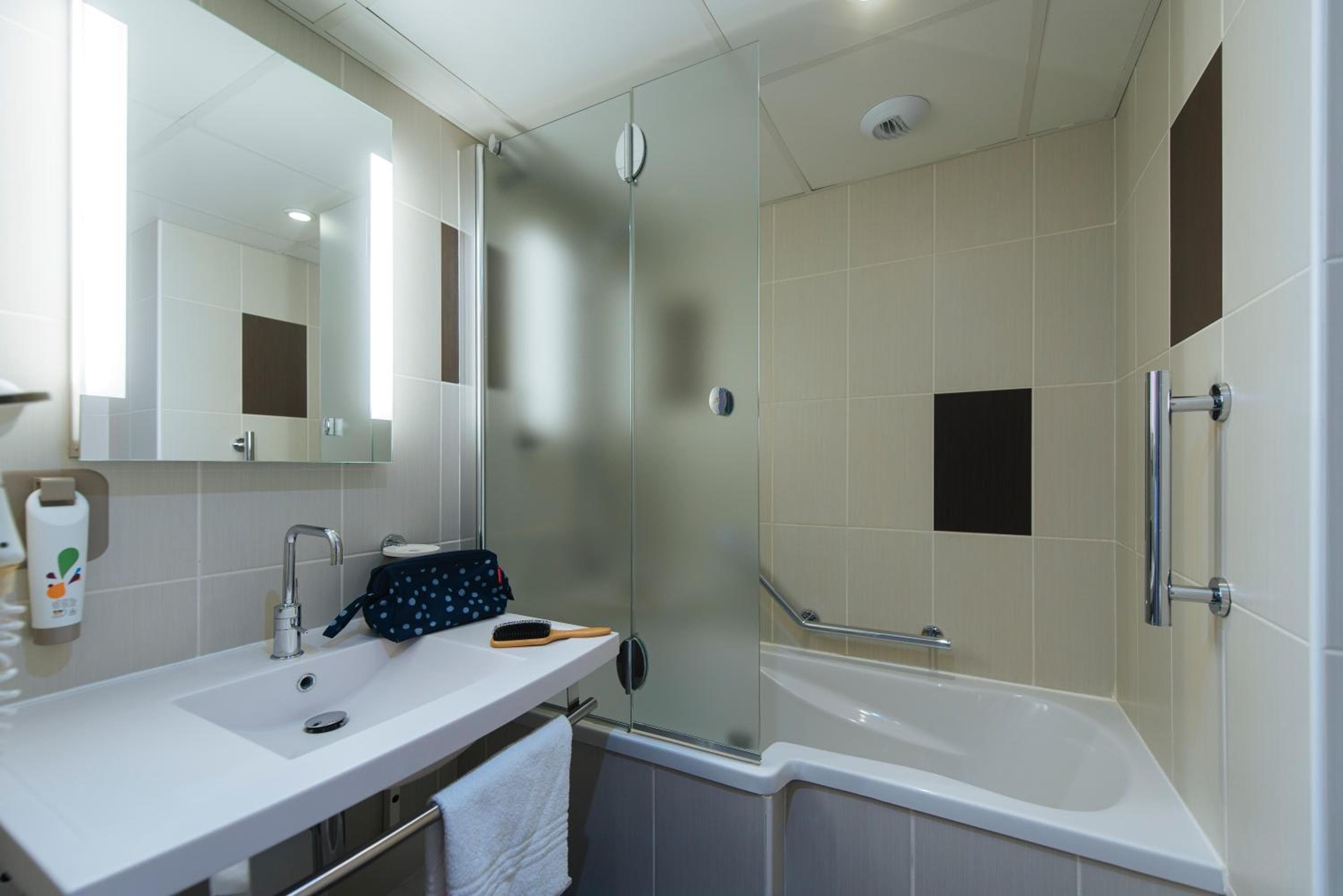 Hotel Ibis Styles Nice Aéroport Arénas