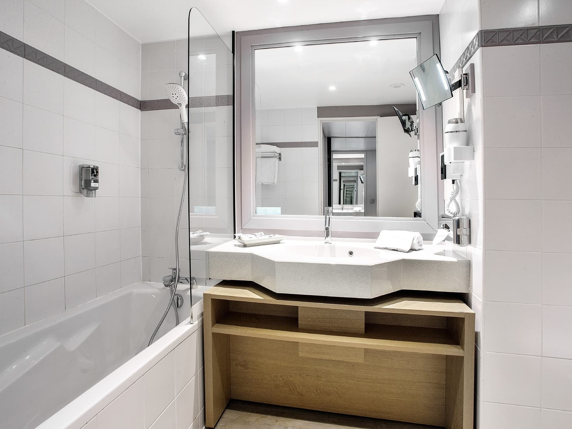 Hôtel Mercure Toulouse Aéroport Golf de Seilh