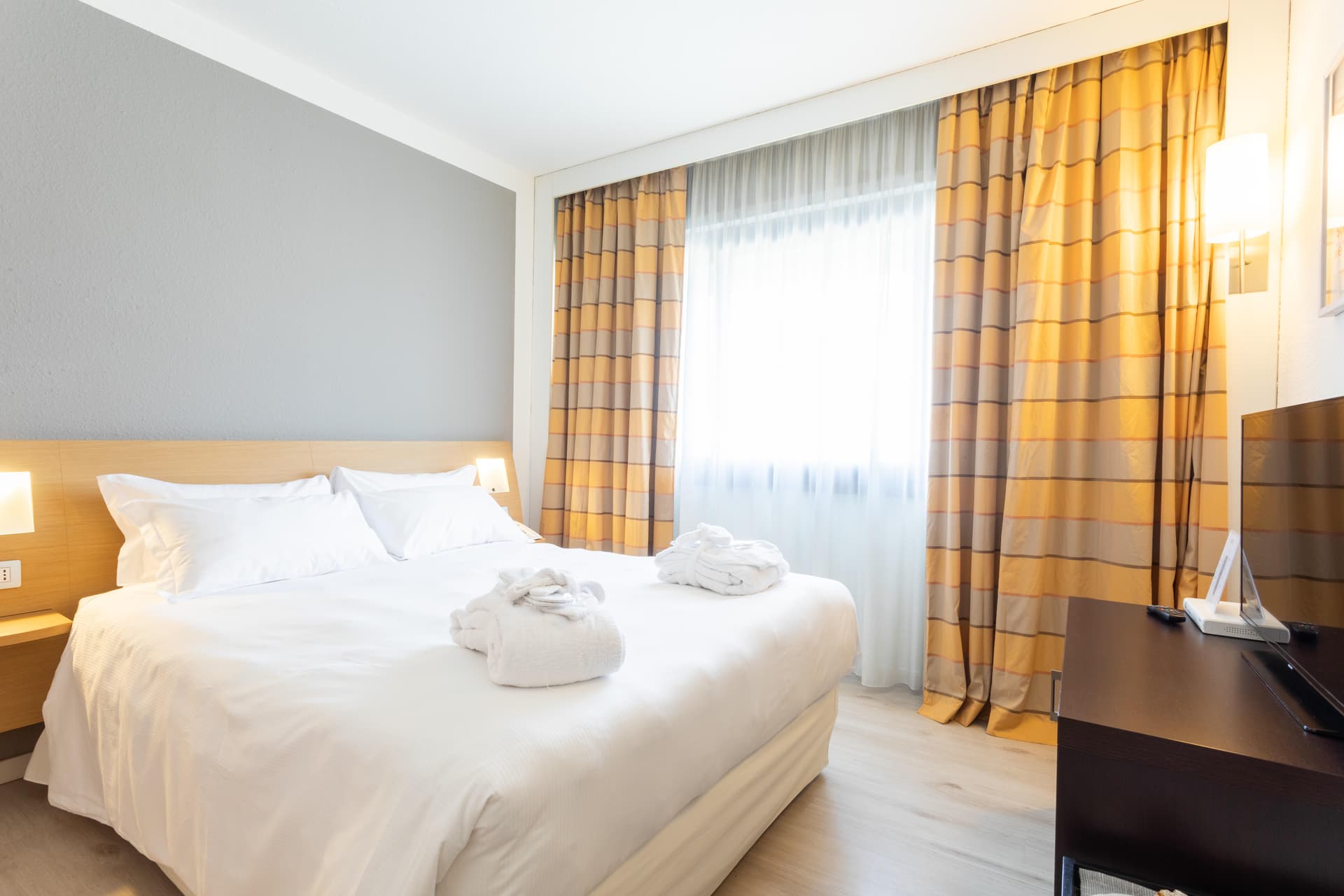 Living Place Hotel