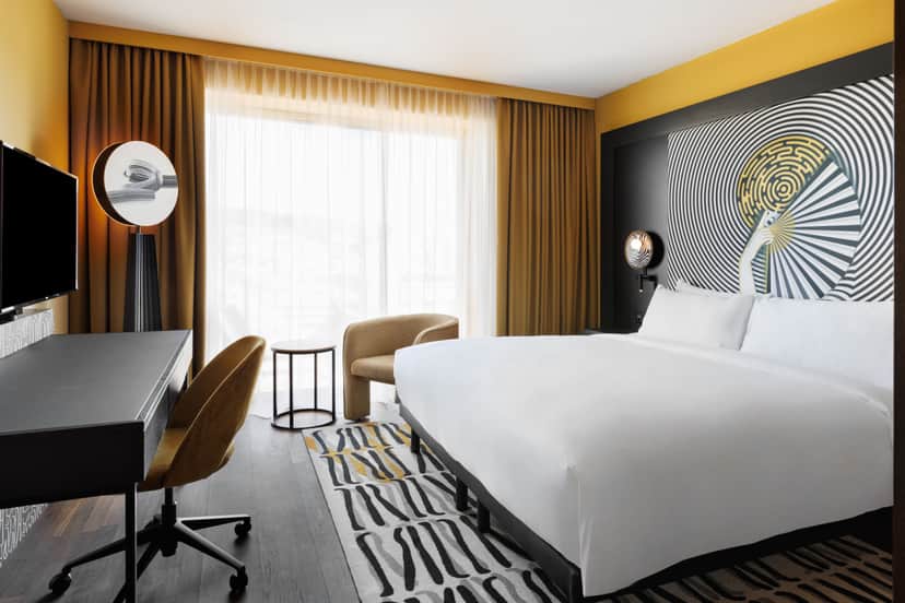 Renaissance Zurich Tower Hotel