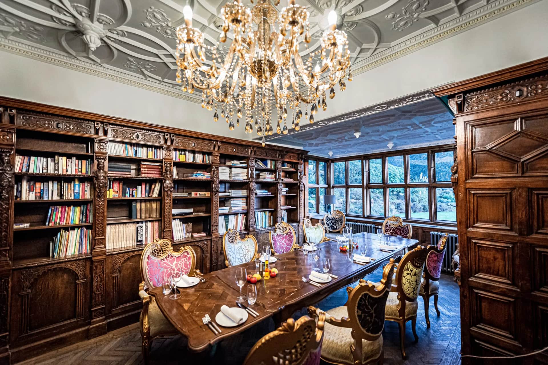 Hillbark Hotel