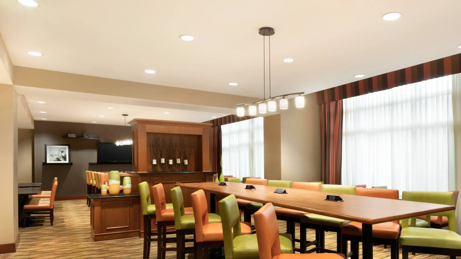 Hampton Inn New York - LaGuardia Airport