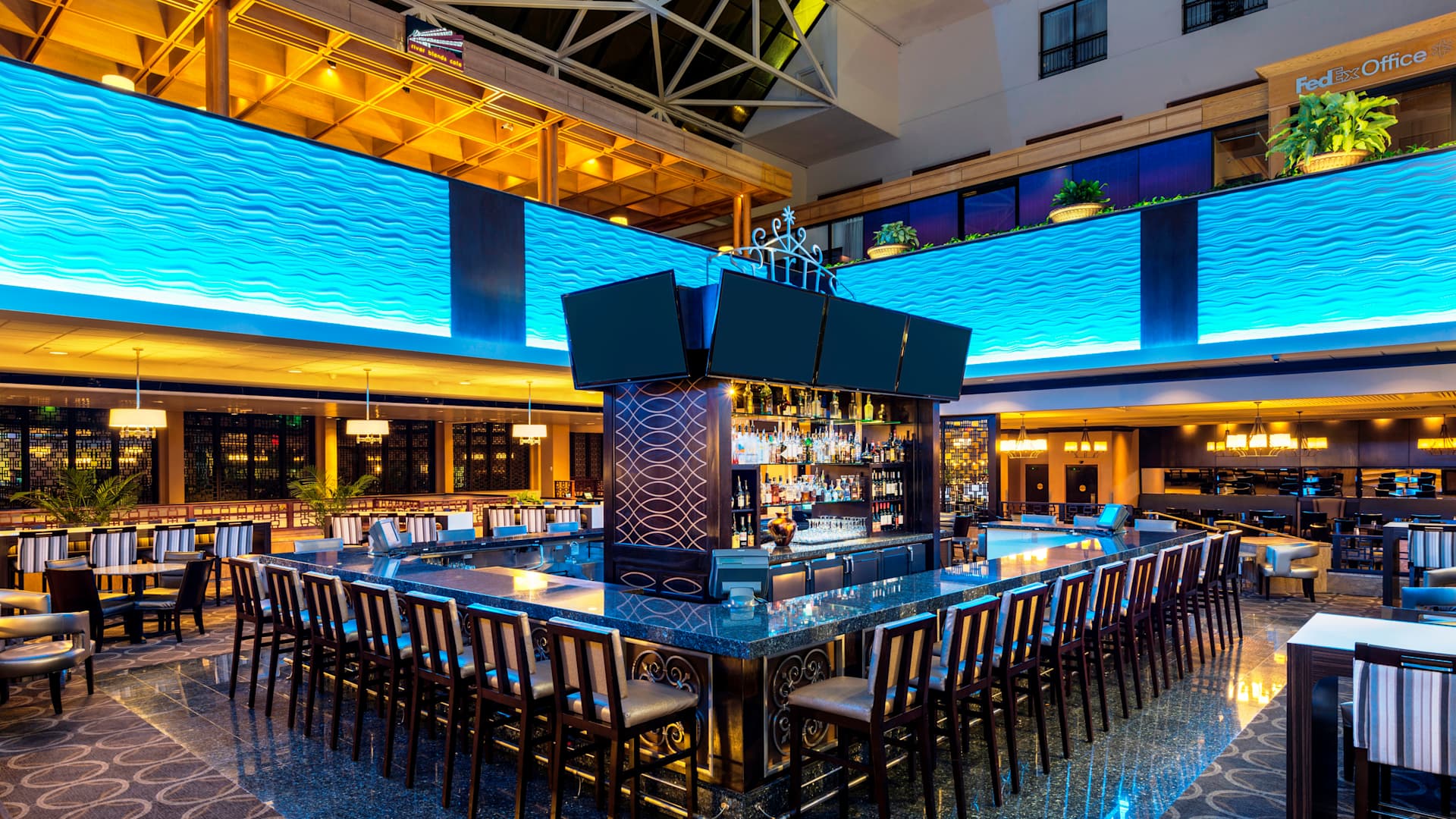 Hilton New Orleans Riverside