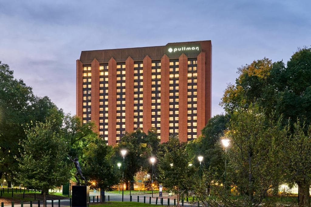 Pullman Melbourne On The Park